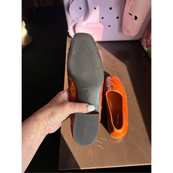 Naturalizer Cognac Brown Basket Weave  Loafers sz 9 EUC - Picture 6 of 6